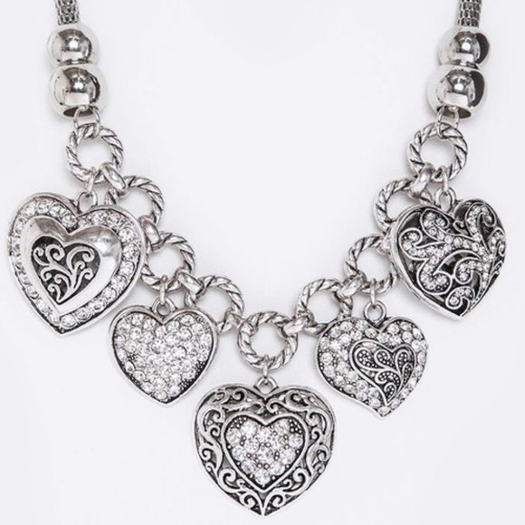 💛Stunning Multi Heart Charm Necklace - Picture 4 of 6
